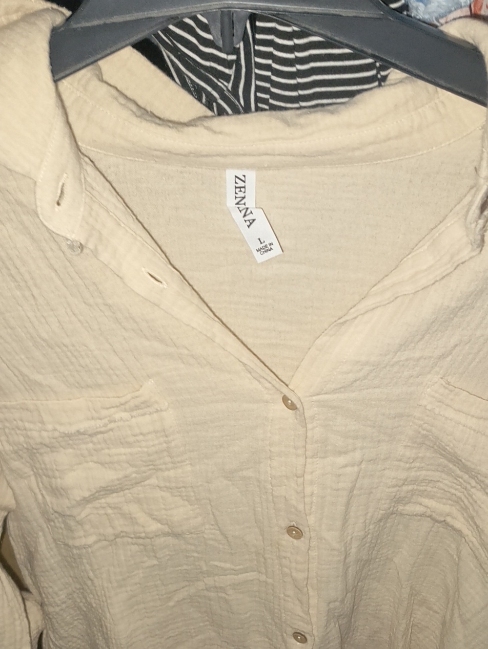 Zenana Outfitters Cream Textured Button-Down Shirt
